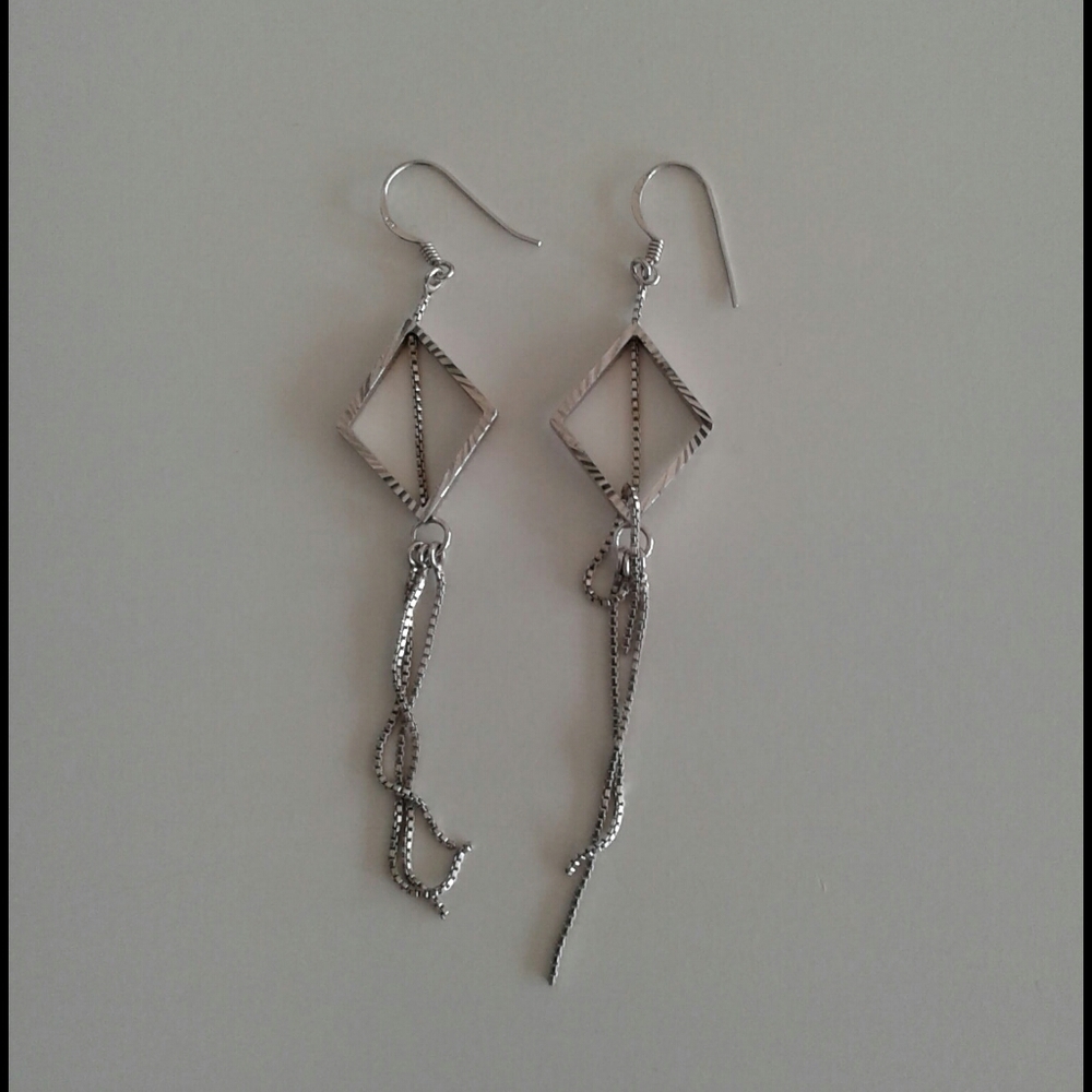 Like new earrings